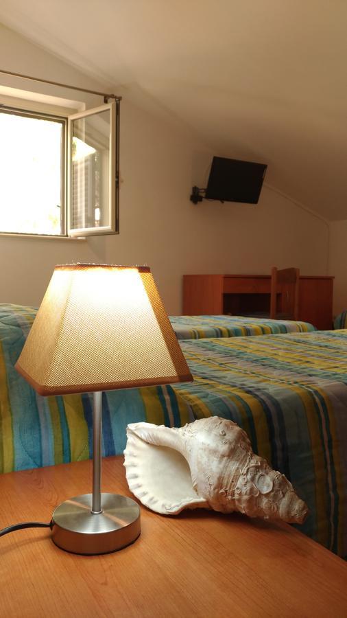 Bed And Breakfast La Mansarda Agrigento Buitenkant foto